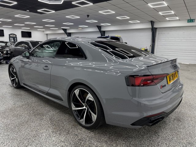 View our AUDI RS5
