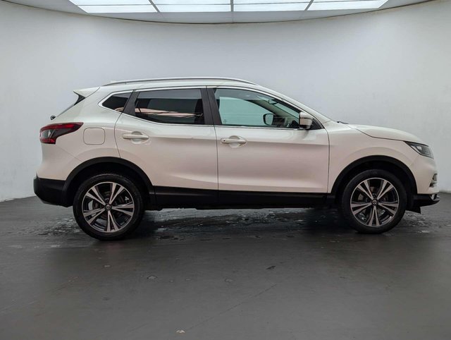 USED 2018 68 NISSAN QASHQAI 1.2 Qashqai N-Connecta DiG-T 5dr CLICK+COLLECT / HOME DELIVERY