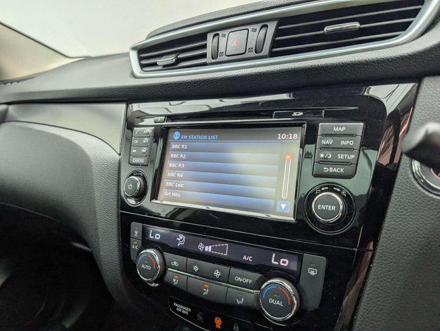 USED 2018 68 NISSAN QASHQAI 1.2 Qashqai N-Connecta DiG-T 5dr CLICK+COLLECT / HOME DELIVERY
