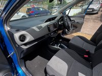 USED 2016 16 TOYOTA YARIS 1.5 VVT-h Icon Hatchback 5dr Petrol Hybrid E-CVT Euro 6 (101 ps) *Full Toyota History x10*Low Mileage*Hybrid Auto*