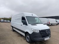 USED 2020 70 MERCEDES-BENZ SPRINTER 2.0 315 CDI L3 H2 LWB PROGRESSIVE 150BHP. RWD.  SUPER LOW 32K MLS. FACELIFT. EURO 6. FINANCE. PX 1 OWNER. SUPER LOW 32K MILES. EURO 6. FINANCE. PX