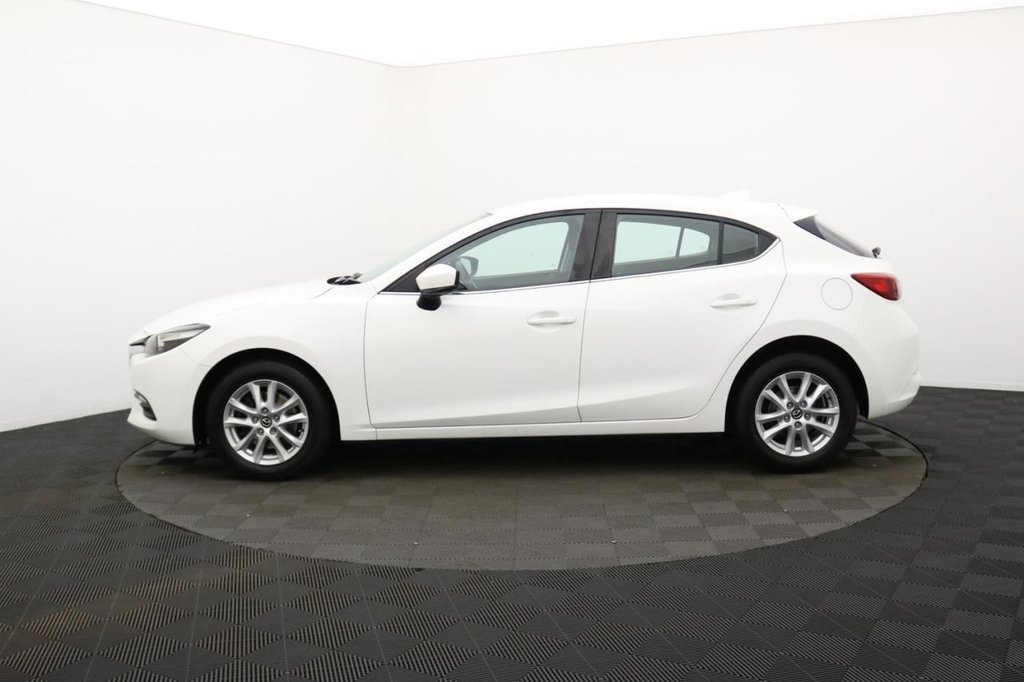 USED 2017 17 MAZDA MAZDA3 2.0 SKYACTIV-G SE Nav Hatchback 5dr Petrol Manual Euro 6 (s/s) (121 ps) Sat Nav, Bluetooth, DAB
