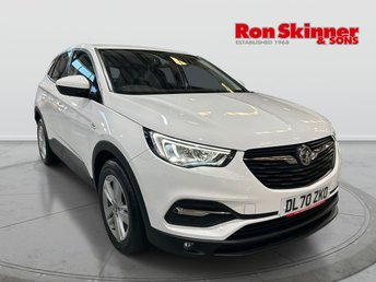 2021 VAUXHALL GRANDLAND X}