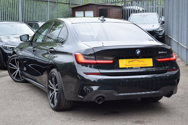 View our BMW 3 SERIES