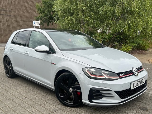 View our VOLKSWAGEN GOLF