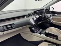USED 2019 19 AUDI E-TRON 55 SUV 5dr Electric Auto quattro 95kWh (408 ps) 1 Previous Owner/ Heated+Cooling Seats / DAB Radio / Sat Nav / Ambient Lighting / Bang and Olufsen