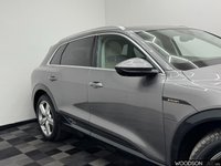 USED 2019 19 AUDI E-TRON 55 SUV 5dr Electric Auto quattro 95kWh (408 ps) 1 Previous Owner/ Heated+Cooling Seats / DAB Radio / Sat Nav / Ambient Lighting / Bang and Olufsen