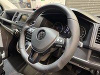 USED 2019 19 VOLKSWAGEN TRANSPORTER Vdub Custom Kombi 204ps DSG T32 SWB  Finance and Part Exchange available