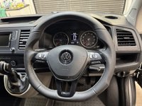 USED 2019 19 VOLKSWAGEN TRANSPORTER Vdub Custom Kombi 204ps DSG T32 SWB  Finance and Part Exchange available