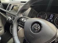 USED 2019 19 VOLKSWAGEN TRANSPORTER Vdub Custom Kombi 204ps DSG T32 SWB  Finance and Part Exchange available