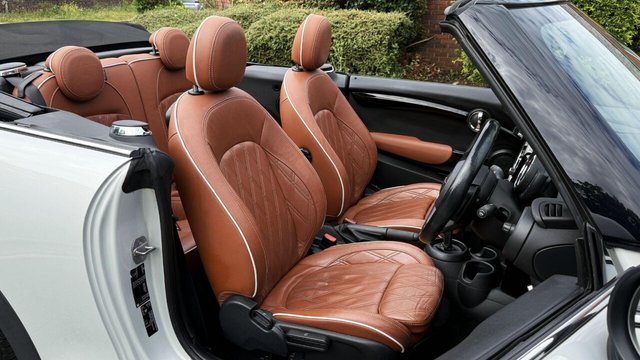 View our MINI CONVERTIBLE