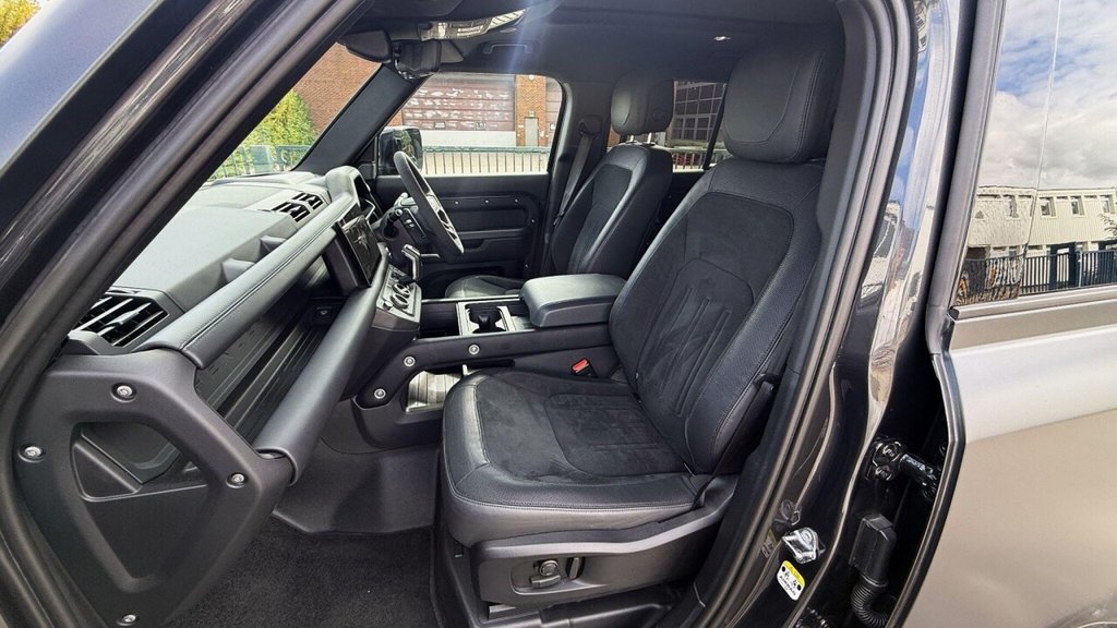 USED 2023 73 LAND ROVER DEFENDER 110 5.0 P525 V8 Carpathian Edition Auto 4WD Euro 6 (s/s) 5dr HUGE SPEC|TOWBAR| STEP|SUNROOF