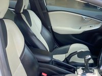USED 2014 VOLVO V40 CROSS COUNTRY 1.6 D2 Lux Hatchback 5dr Diesel Manual Euro 5 (s/s) (115 ps) STUNNING TWO-TONE INTERIOR