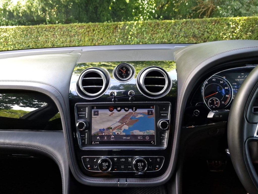 USED 2019 19 BENTLEY BENTAYGA 4.0 V8 SUV 5dr Petrol Auto 4WD Euro 6 (s/s) (550 ps) FINANCE AVAIALBLE