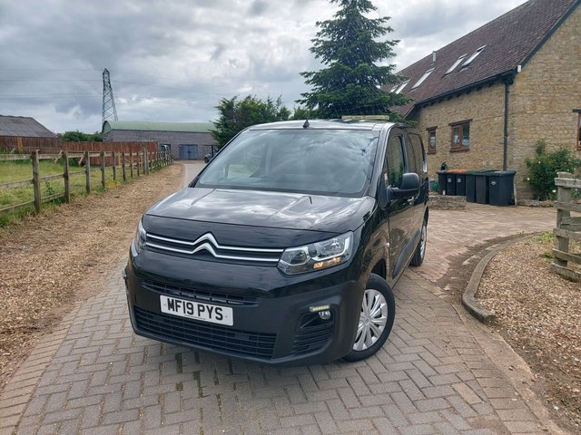 View our CITROEN BERLINGO