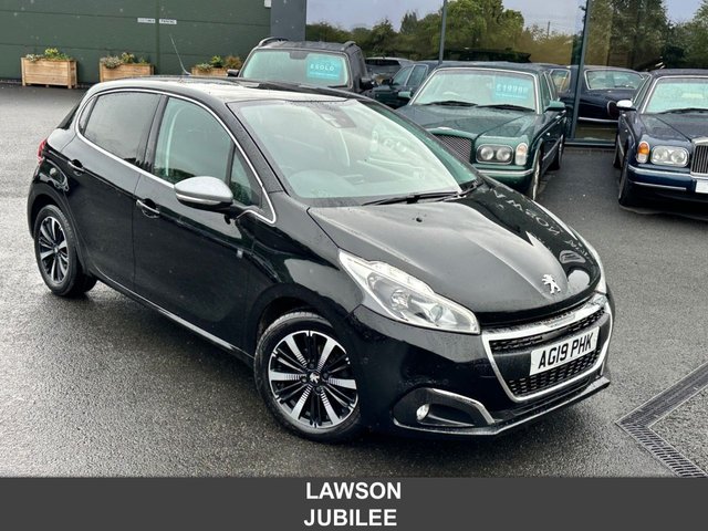 View our PEUGEOT 208