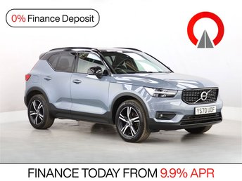 2021 VOLVO XC40