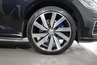USED 2018 18 VOLKSWAGEN GOLF 1.4 TSI 8.7kWh GTE Advance Hatchback 5dr Petrol Plug-in Hybrid DSG Euro 6 (s/s) (204 ps) 3 OWNERS - 5 Stamp SERVICE HISTORY - 2 KEYS