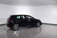 USED 2018 18 VOLKSWAGEN GOLF 1.4 TSI 8.7kWh GTE Advance Hatchback 5dr Petrol Plug-in Hybrid DSG Euro 6 (s/s) (204 ps) 3 OWNERS - 5 Stamp SERVICE HISTORY - 2 KEYS