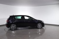 USED 2018 18 VOLKSWAGEN GOLF 1.4 TSI 8.7kWh GTE Advance Hatchback 5dr Petrol Plug-in Hybrid DSG Euro 6 (s/s) (204 ps) 3 OWNERS - 5 Stamp SERVICE HISTORY - 2 KEYS