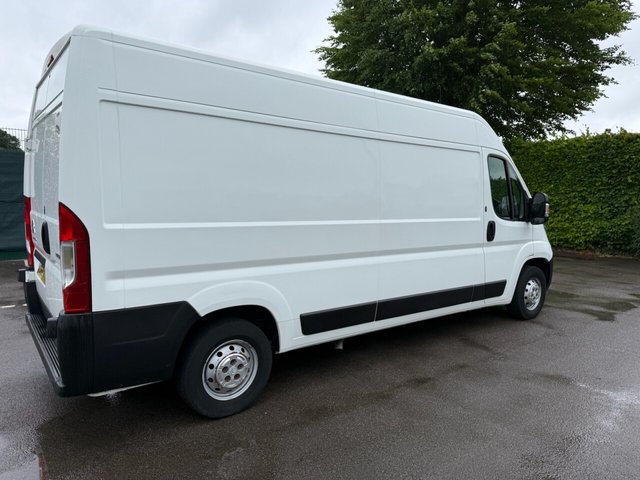 View our CITROEN RELAY