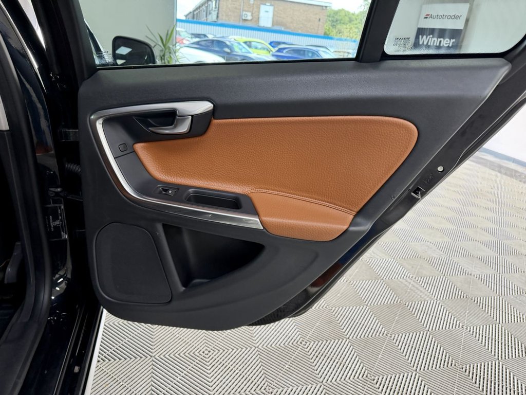 USED 2011 11 VOLVO V60 1.6L 5d  AUTO  148 BHP 