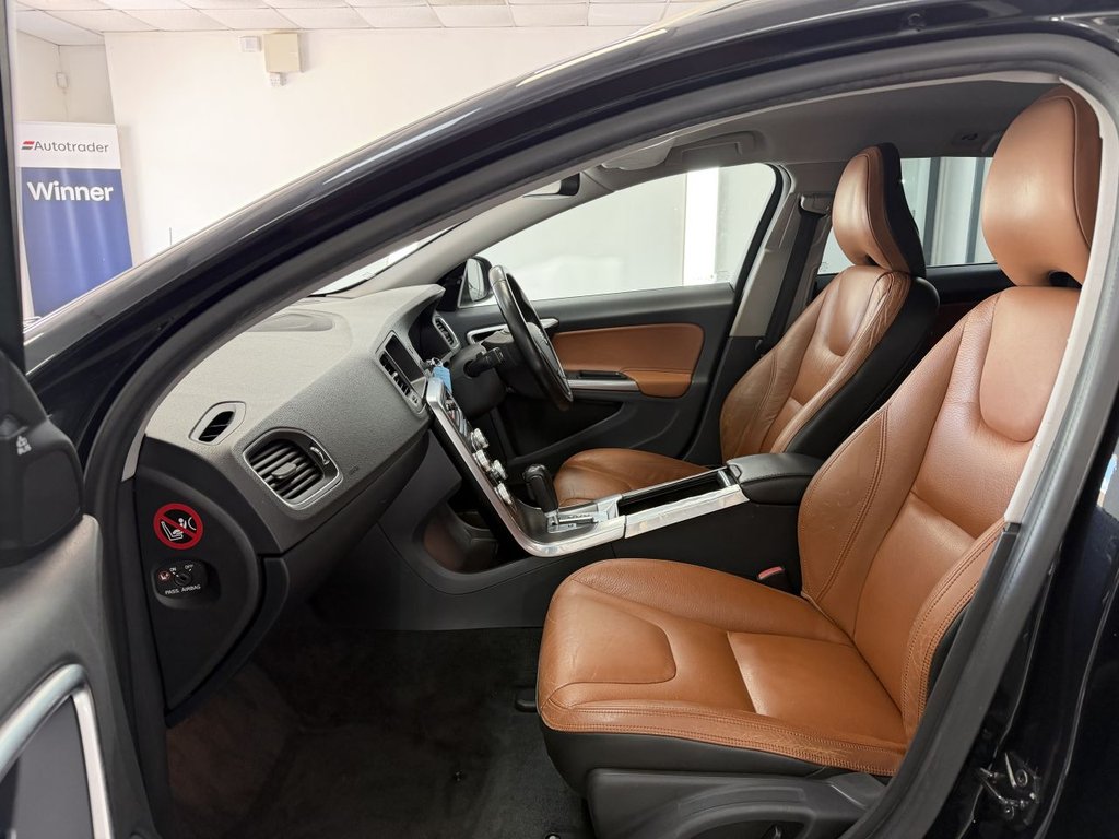 USED 2011 11 VOLVO V60 1.6L 5d  AUTO  148 BHP 