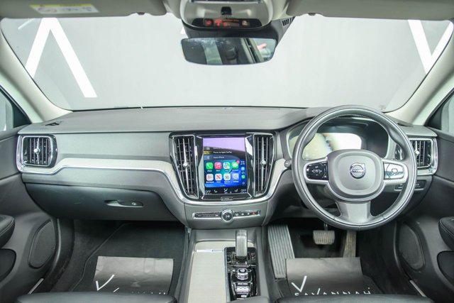 View our VOLVO V60 CROSS COUNTRY