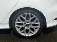 USED 2016 16 FORD FOCUS 1.0T EcoBoost Zetec S Hatchback 5dr Petrol Auto Euro 6 (s/s) (125 ps) BLUETOOTH - 1 OWNER