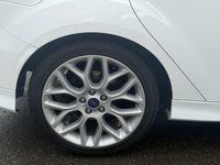 USED 2016 16 FORD FOCUS 1.0T EcoBoost Zetec S Hatchback 5dr Petrol Auto Euro 6 (s/s) (125 ps) BLUETOOTH - 1 OWNER