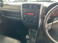 USED 2011 11 SUZUKI JIMNY 1.3 SZ4 SUV 3dr Petrol Automatic (181 g/km, 83 bhp) 