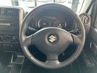 USED 2011 11 SUZUKI JIMNY 1.3 SZ4 SUV 3dr Petrol Automatic (181 g/km, 83 bhp) 