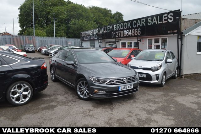 View our VOLKSWAGEN PASSAT