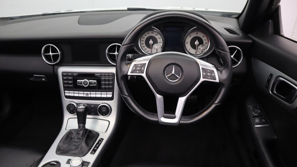 USED 2014 64 MERCEDES-BENZ SLK 2.1 SLK250 CDI AMG Sport Convertible 2dr Diesel G-Tronic+ Euro 5 (s/s) (204 ps) 