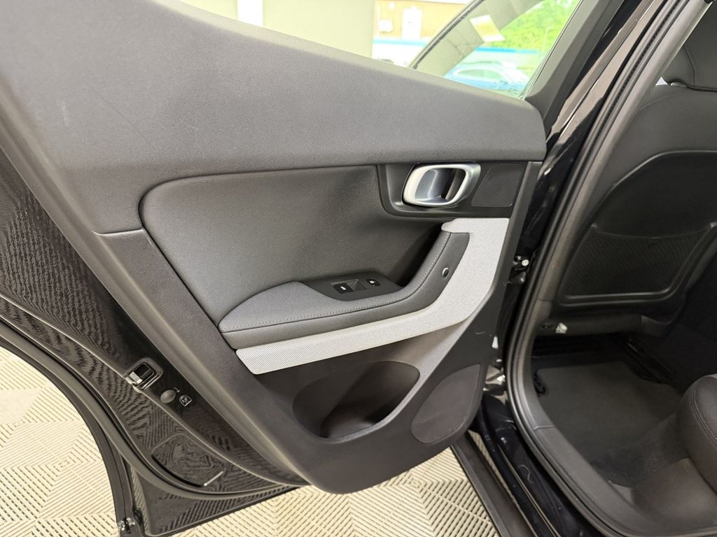 USED 2022 72 POLESTAR POLESTAR 2 Single Motor 69kWh Standard Range Fastback 5dr Electric Auto FWD (231 ps) 