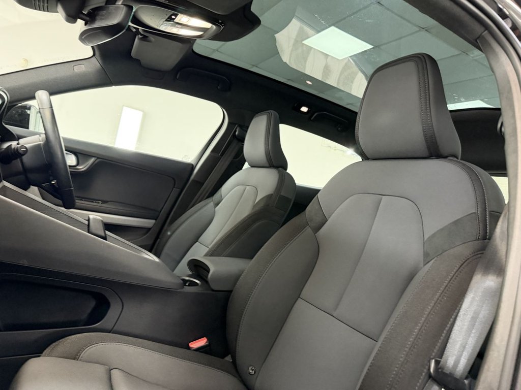 USED 2022 72 POLESTAR POLESTAR 2 Single Motor 69kWh Standard Range Fastback 5dr Electric Auto FWD (231 ps) 