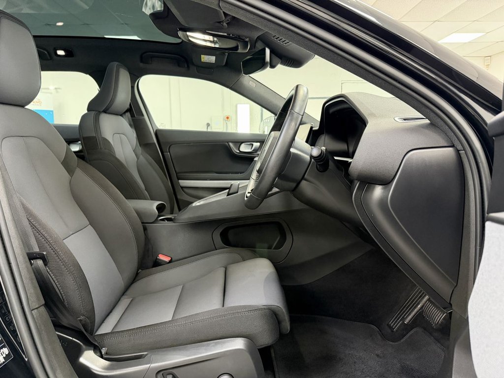 USED 2022 72 POLESTAR POLESTAR 2 Single Motor 69kWh Standard Range Fastback 5dr Electric Auto FWD (231 ps) 