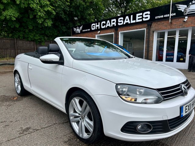 View our VOLKSWAGEN EOS