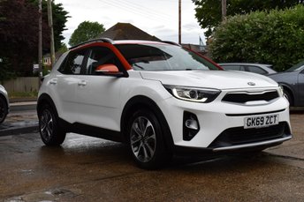 View our KIA STONIC