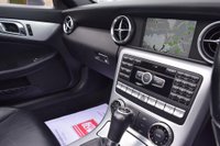 USED 2013 13 MERCEDES-BENZ SLK 2.1 SLK250 CDI BlueEfficiency AMG Sport Convertible 2dr Diesel G-Tronic+ Euro 5 (s/s) (204 ps) 2 Keys, Sat Nav, Air Scarf
