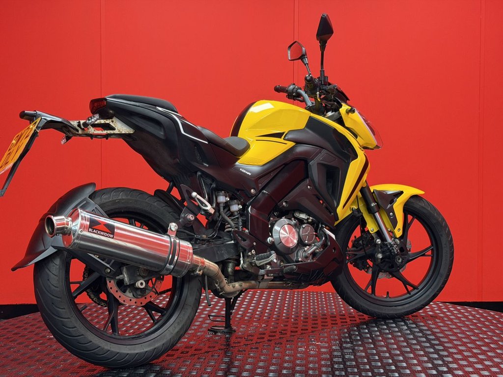 USED 2023 72 KEEWAY RKF 125 TRADE BIKES AT TRADE PRICES JUST 1 OWNER