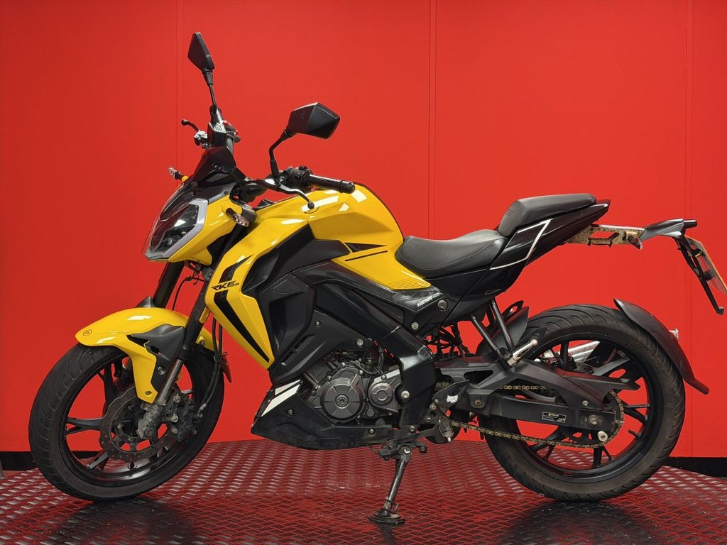 USED 2023 72 KEEWAY RKF 125 TRADE BIKES AT TRADE PRICES JUST 1 OWNER