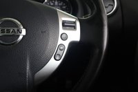 USED 2010 60 NISSAN QASHQAI 2.0 Tekna SUV 5dr Petrol CVT 2WD Euro 5 (140 ps) Panoramic Roof, 360 Parking Camera