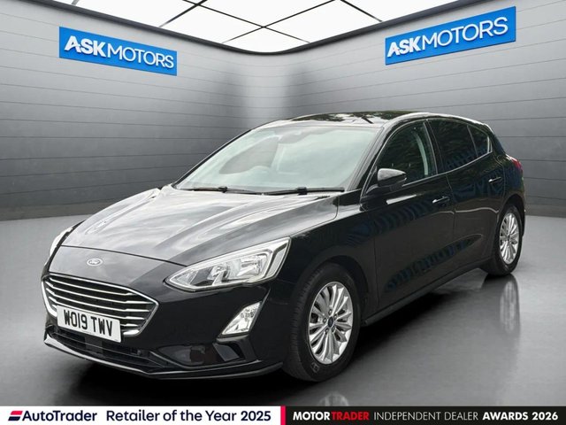 2019 19 FORD FOCUS 1.0T EcoBoost Titanium Hatchback 5dr Petrol Manual Euro 6 (s/s) (125 ps) AUTOTRADER RETAILER OF THE YEAR