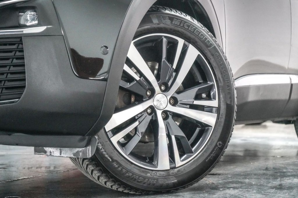 View our PEUGEOT 3008