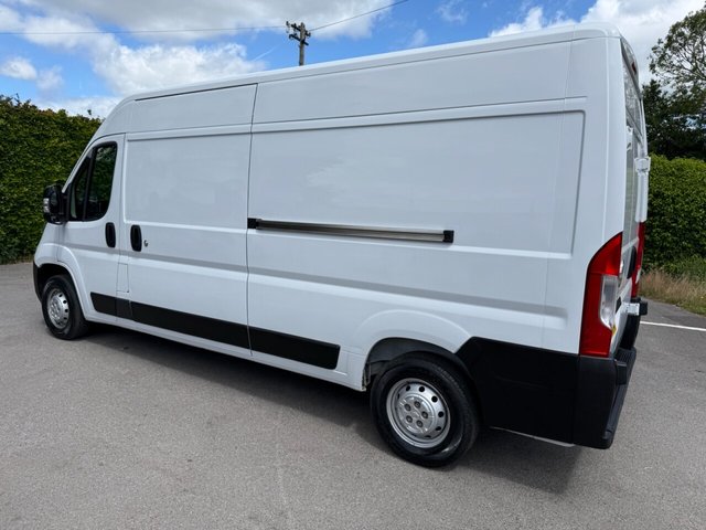 View our VAUXHALL MOVANO