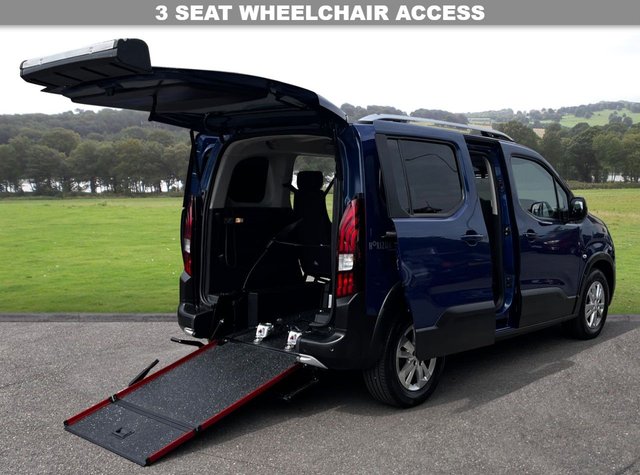 View our Peugeot Rifter 1.5 BlueHDi Allure Premium Standard MPV 5dr Diesel Manual Euro 6 (s/s) (100 ps)