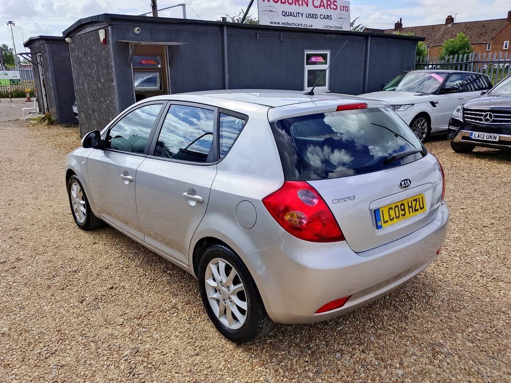 2009 KIA Ceed thumbnail 11