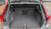 USED 2018 68 VOLVO XC40 2.0 D3 R-Design SUV 5dr Diesel Auto Euro 6 (s/s) (150 ps) * BLUETOOTH - CRUISE CONTROL - APPLE CARPLAY/ANDROID AUTO *