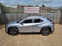 USED 2023 23 LEXUS UX 2.0 250h F Sport Design SUV 5dr Petrol Hybrid E-CVT Euro 6 (s/s) (184 ps) ** WE OFFER FINANCE ON THIS CAR **
